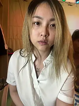 tw_feibaby 在線直播表演