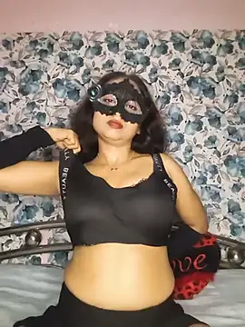 _DesigirlRoshni Show in webcam