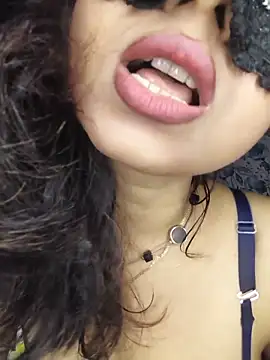 Chat XXX en directo de _DesigirlRoshni