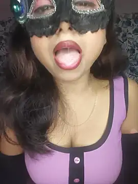 _DesigirlRoshniのライブXXXチャット