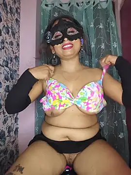 _DesigirlRoshni Adlı Modelin Canlı XXX Sohbeti