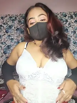 _DesigirlRoshni's Live XXX Chat