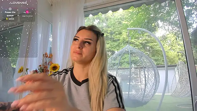 دردشة Ella_Vee الجنسية المباشرة