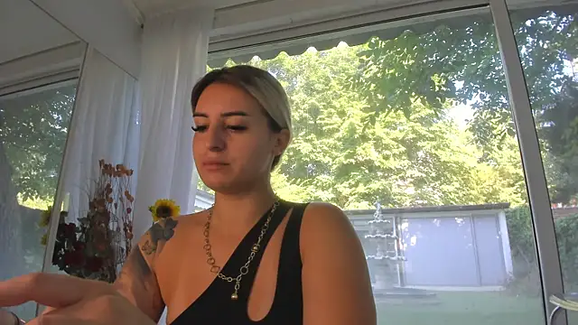 Ella_Vee Obrolan Langsung XXX