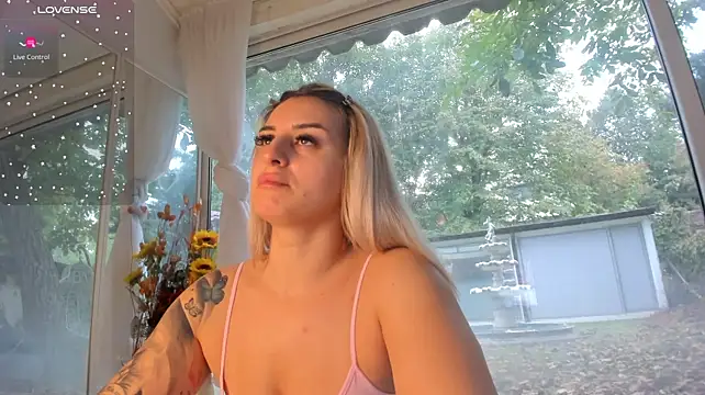 Ella_Vee Chat XXX in diretta