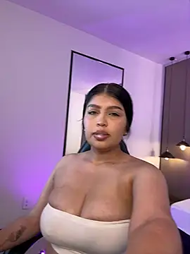 carriepink_ Show in webcam