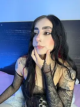 Show de sharlot24 na webcam