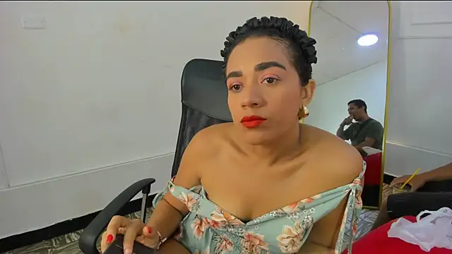 charlotte_dante212's Webcam Show