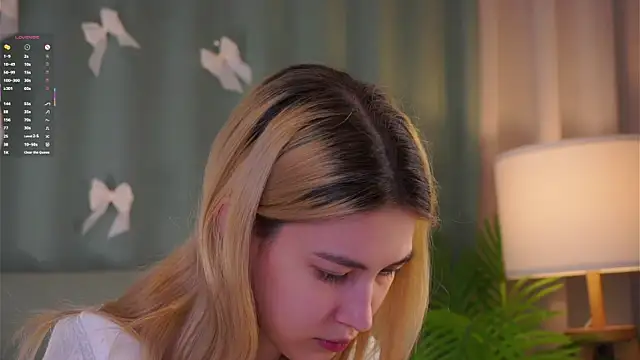 AngelicRiceのライブXXXチャット