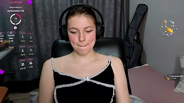 CutieAnny webkamerás műsora