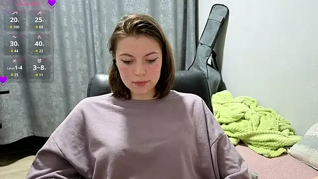 CutieAnny Show in webcam