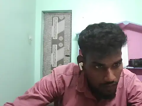 Tamilgud23 webkamerás műsora