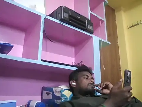 Pokazy przed kamerką – Tamilgud23