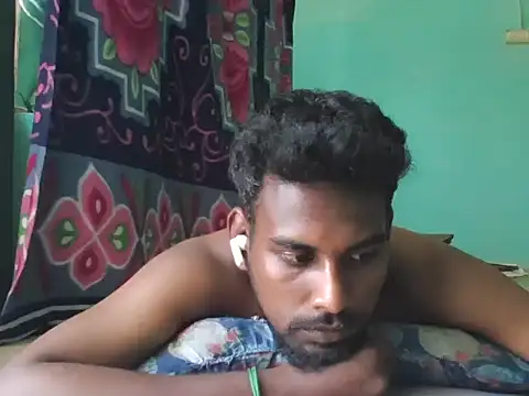 Pokazy przed kamerką – Tamilgud23