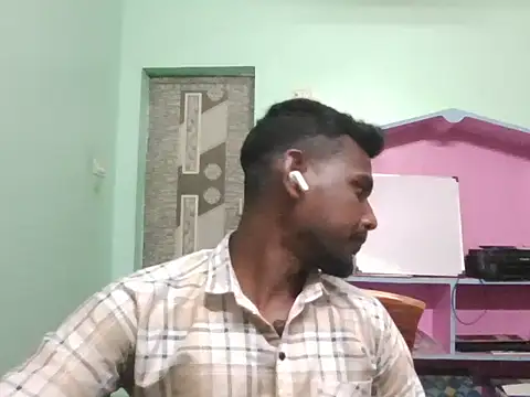 Tamilgud23 Adlı Modelin Web Kamerası Şovu