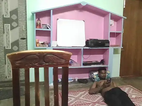 Show modela Tamilgud23 na web-kameri