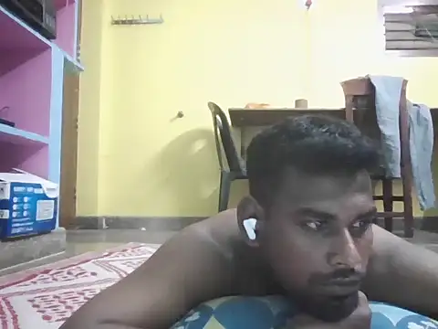 Pokazy przed kamerką – Tamilgud23