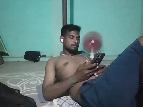 Show modela Tamilgud23 na web-kameri