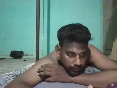 Tamilgud23 Show in webcam