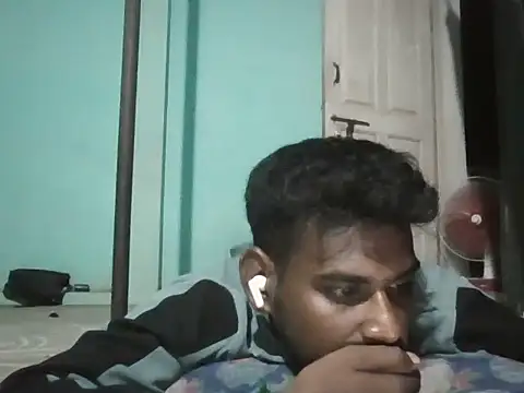 Webkamerová show Tamilgud23