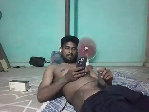 Tamilgud23 Show in webcam