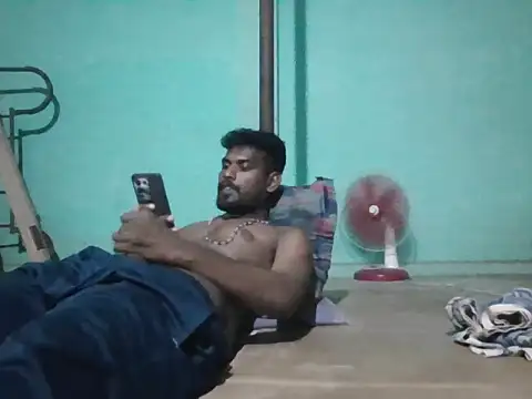 הופעת וובקאם של Tamilgud23