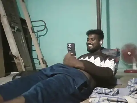 Tamilgud23のウェブカメラショー