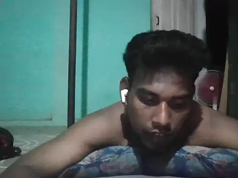 Tamilgud23 webkamerás műsora