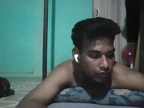 Show modela Tamilgud23 na web-kameri