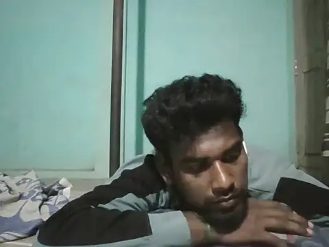 Pertunjukan Kamera Web Tamilgud23
