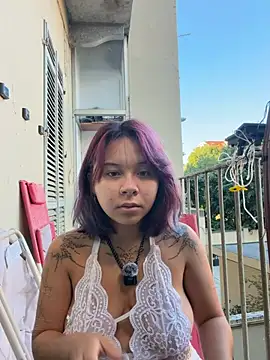 YumiLux Chat XXX live