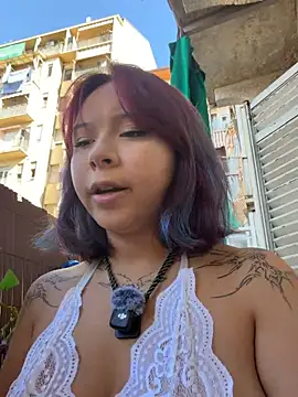 YumiLux Show in webcam