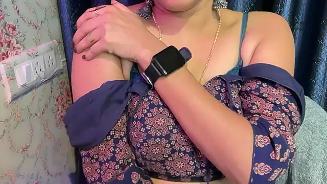 hot_spiceyn Webbikameraesitys