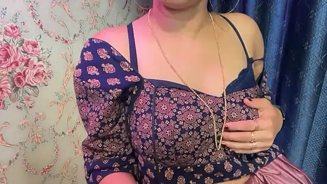 hot_spicey ওয়েবক্যাম শো