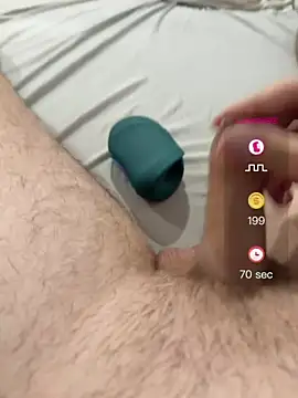 Kleinerbubi21 – webcam-show