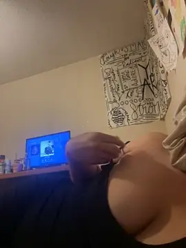 Ivy4567 Show in webcam