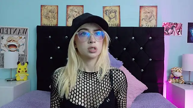 Онлайн чат XXX lizz_bela1