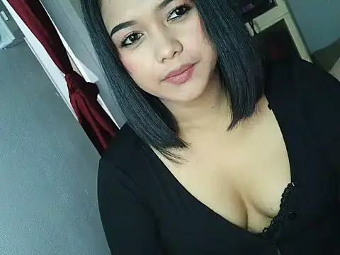 Delicious_Cumgirlxx 웹캠 쇼