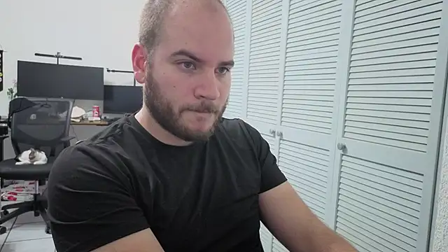 عرض كام Paul00474