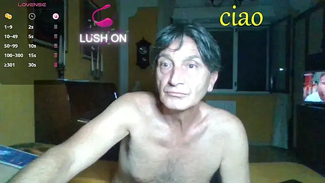 lattediyak Show in webcam