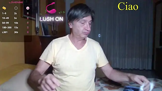 lattediyak's Webcam Show