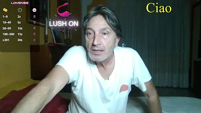 lattediyak Show in webcam