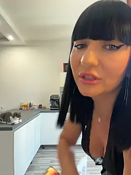 MysticCleo Adlı Modelin Web Kamerası Şovu