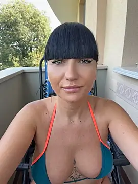 MysticCleo's Webcam Show