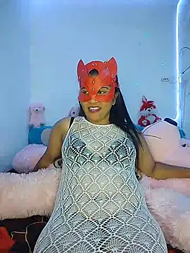 Show modela Shaniliyon95 na web-kameri