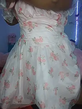 Shaniliyon95 Adlı Modelin Canlı XXX Sohbeti