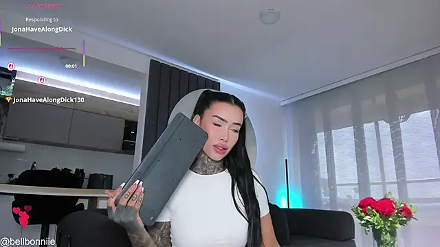 Show webcam de belllbonniie