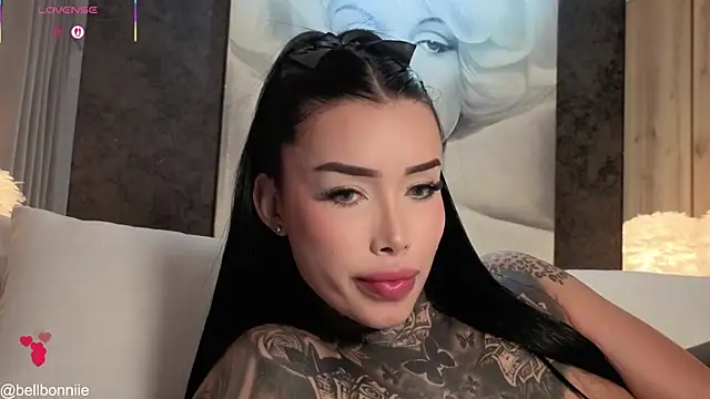 Webkamerová show belllbonniie