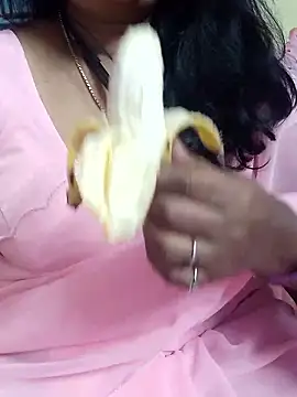 Tamil_Azhaghi25 Show in webcam