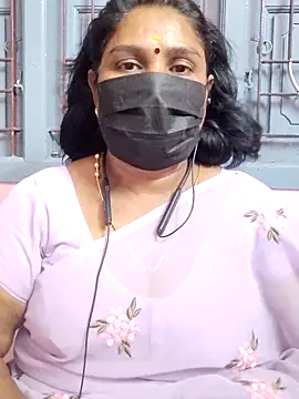 Miss-Maggi Webcam Show